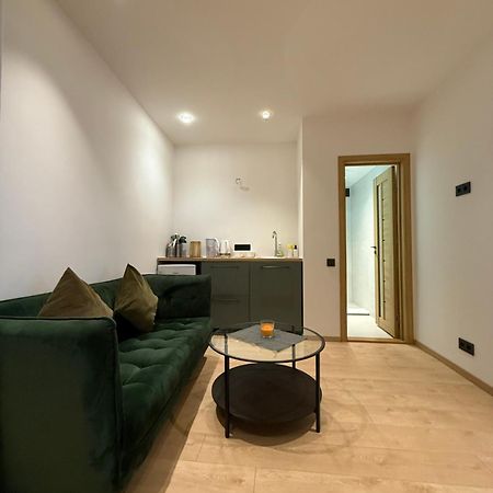 Lovely Two Bedroom In The Old Town รีกา ภายนอก รูปภาพ