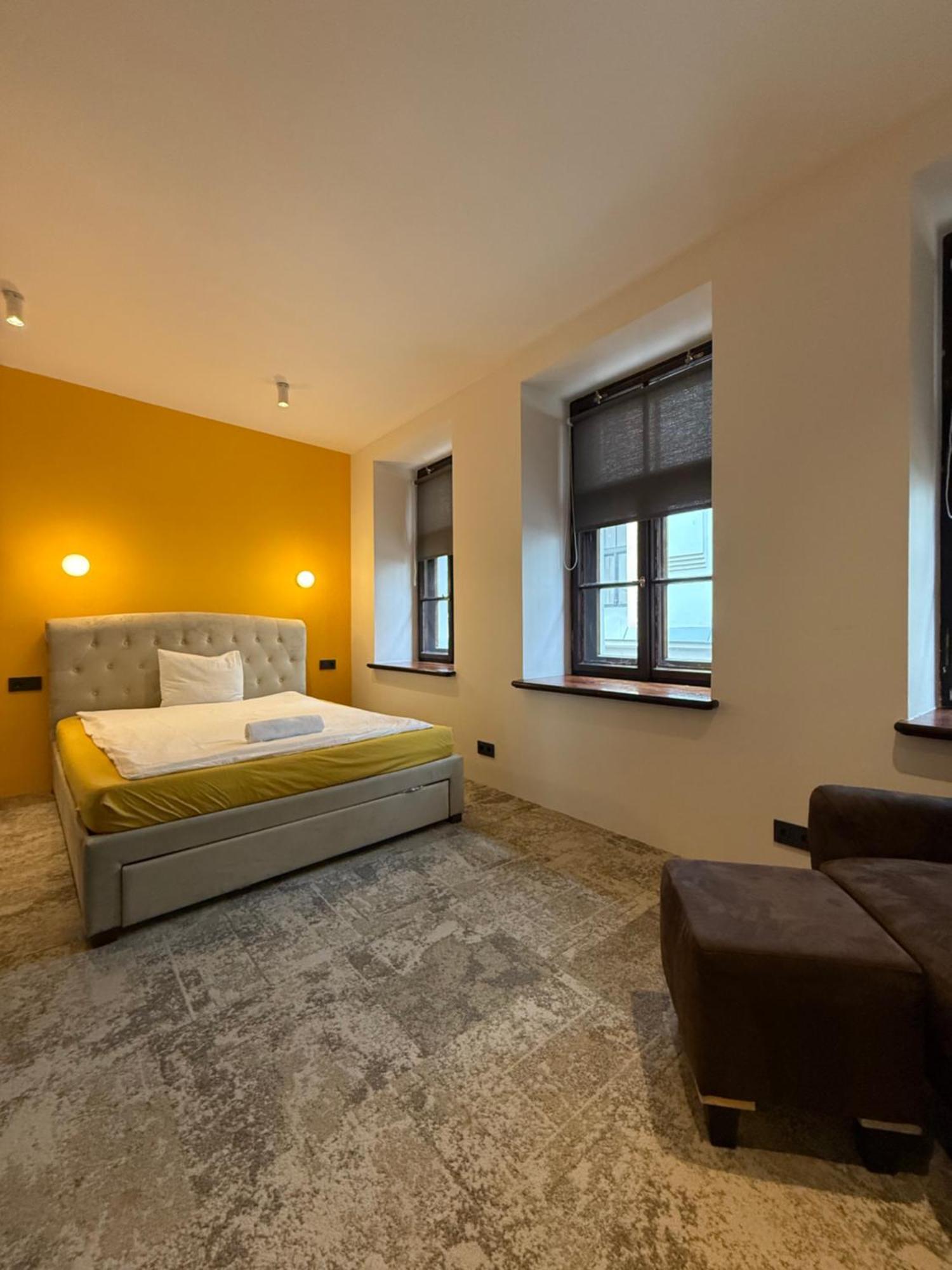 Lovely Two Bedroom In The Old Town รีกา ภายนอก รูปภาพ